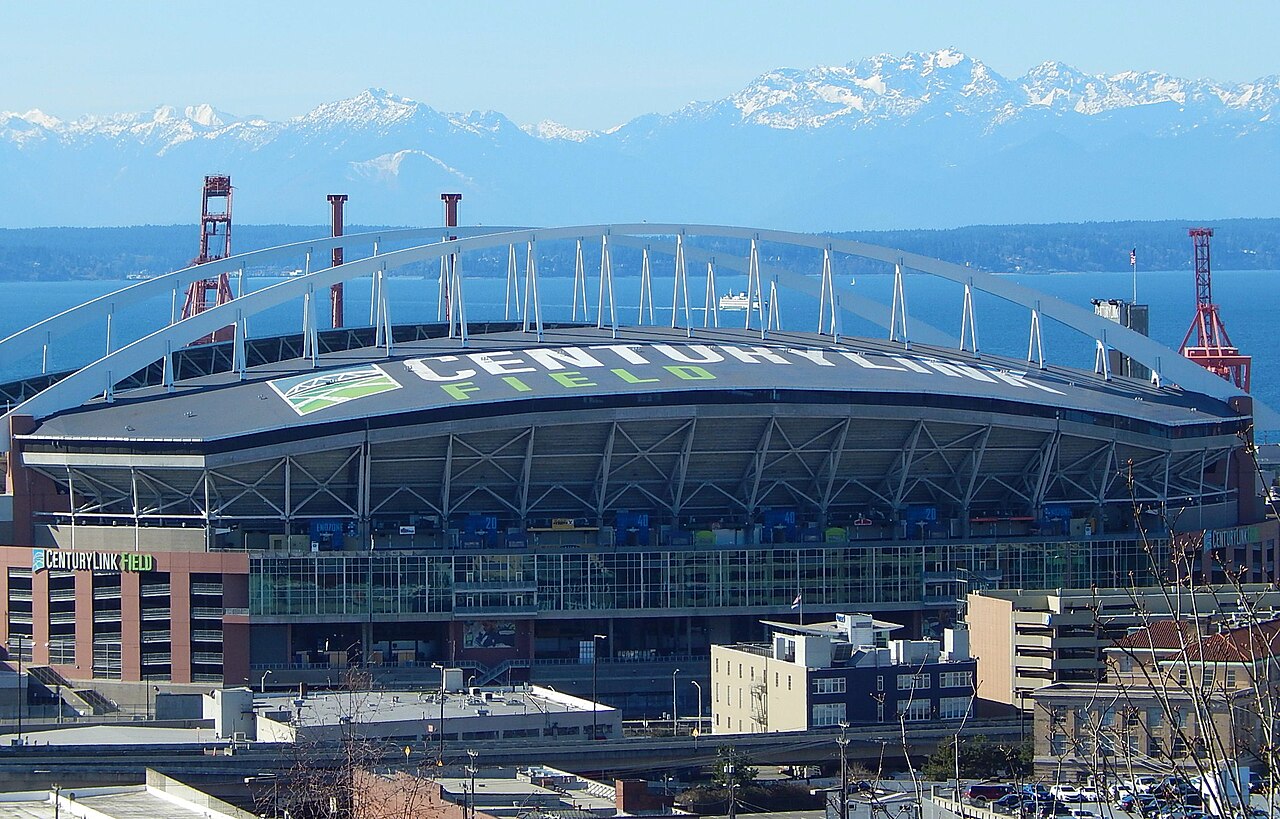综合体育·球场看台实景